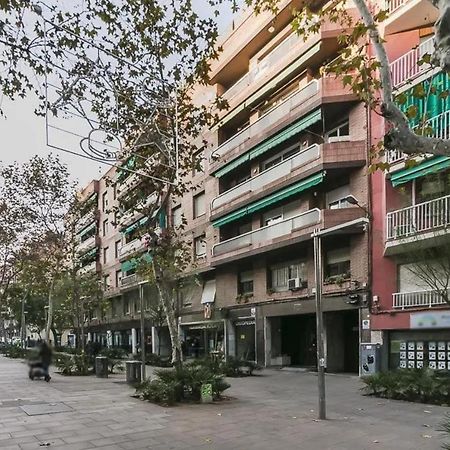 51Sam1021 - Modern Apartment Near Montjuic Barcelona Exterior photo
